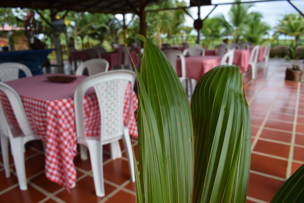 Hotel Nuquimar Luaran gambar